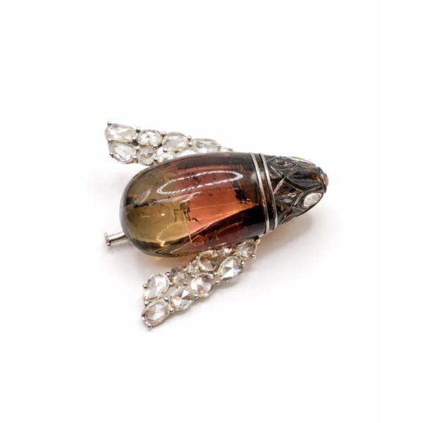 Brooch "Bee"
