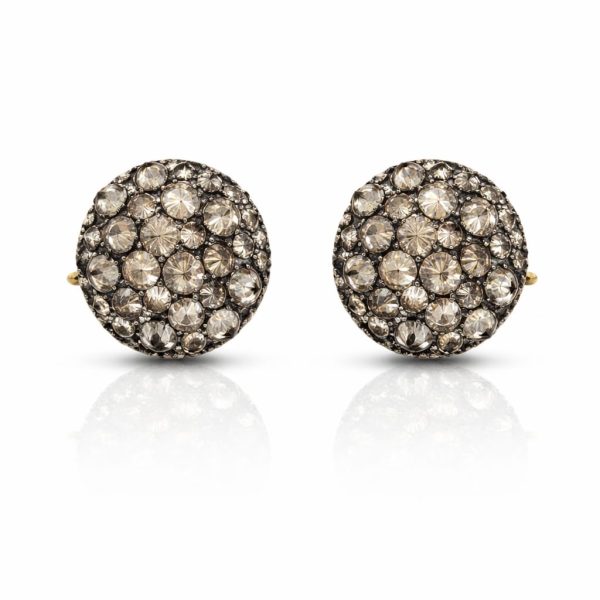 Stud Earrings elements